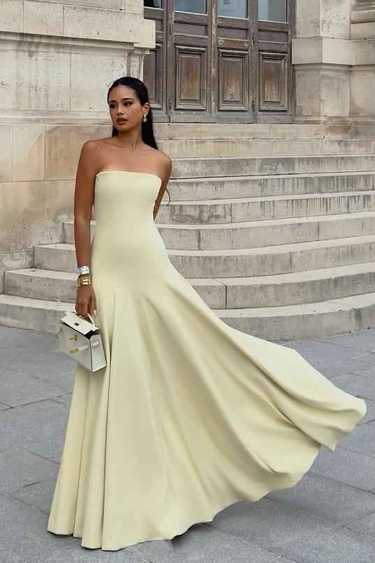 Shining Strapless Sleeveless Long Prom Dress With Pleated Ruffles