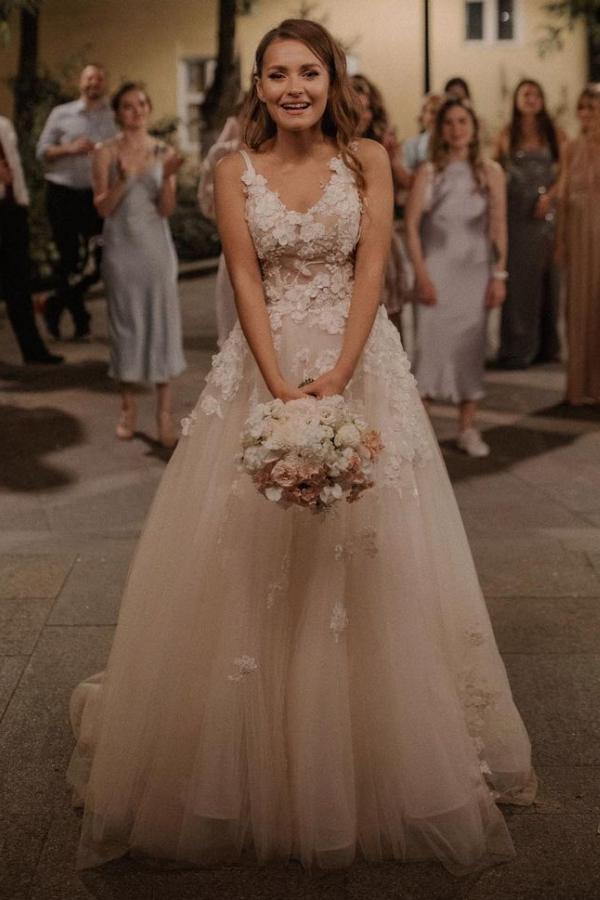 Long A-Line V-Neck Tulle Backless Wedding Dress with Lace Appliques BM bride