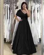 Elegant Royal Blue One-Shoulder Sweetheart Evening Dress with Off-the-Shoulder Detail Online BM bride