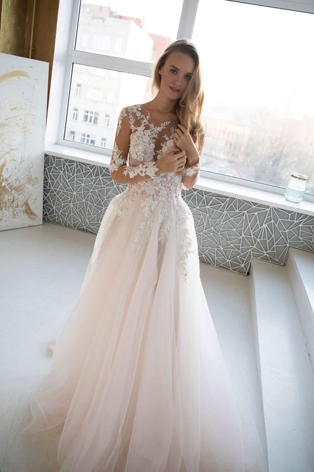 Loyeloy Women's Wedding Dresses for Bride 2025 Sexy V Neck Slit Lace Bridal Wedding Gowns for Bride YJ010