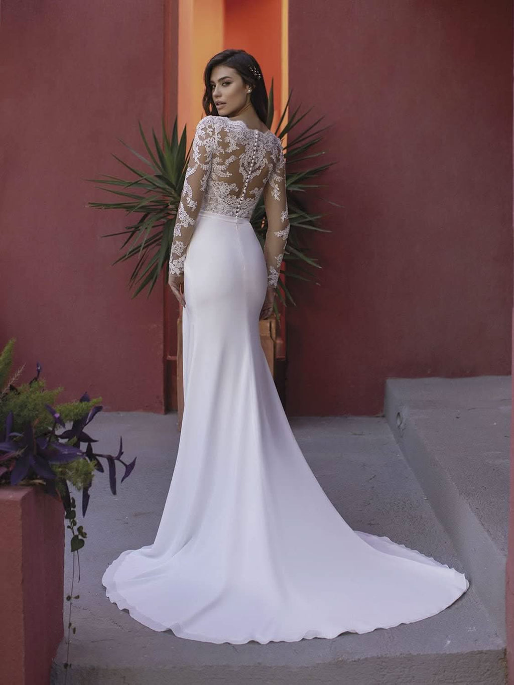 Loyeloy Women's Wedding Dresses for Bride 2025 Sexy V Neck Slit Lace Bridal Wedding Gowns for Bride YJ010