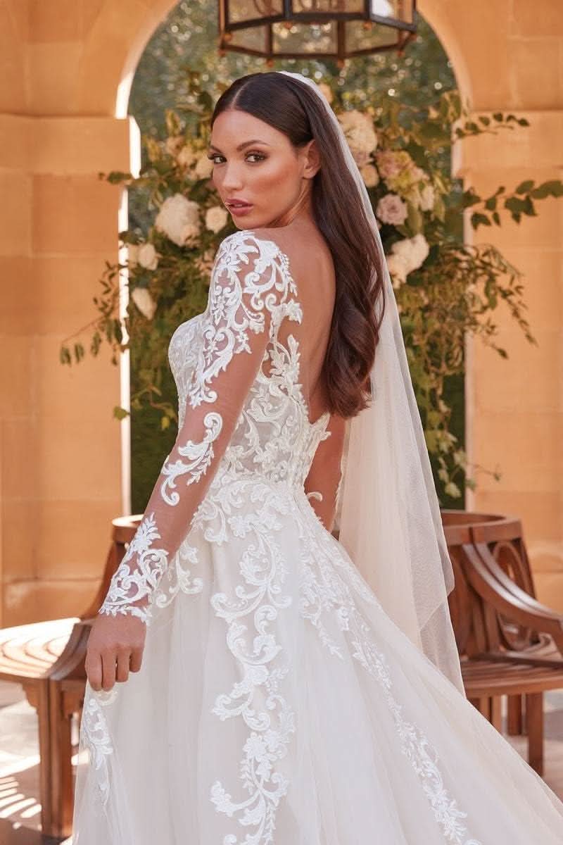 Women's Beach Spaghetti Strap Wedding Dresses for Bride 2025 Boho Long Lace Bridal Gowns for Wedding