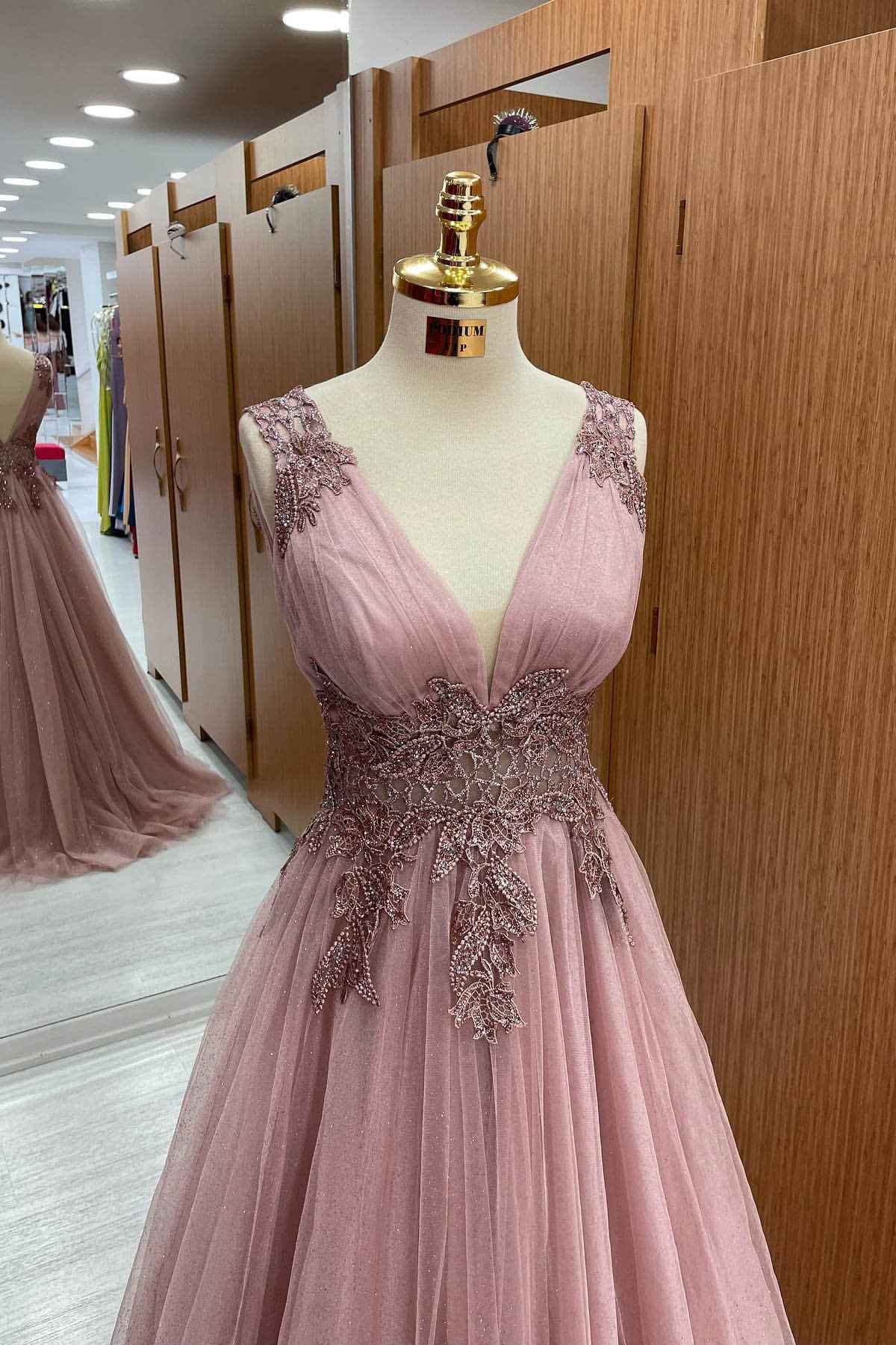 Dusty Pink Sleeveless A Line Prom Dress Tulle Long With Appliques V Neck