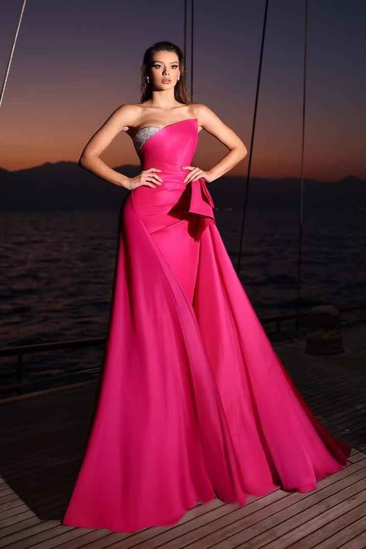 Fuchsia Sleeveless Strapless Long Prom Dress With Pleated Beading