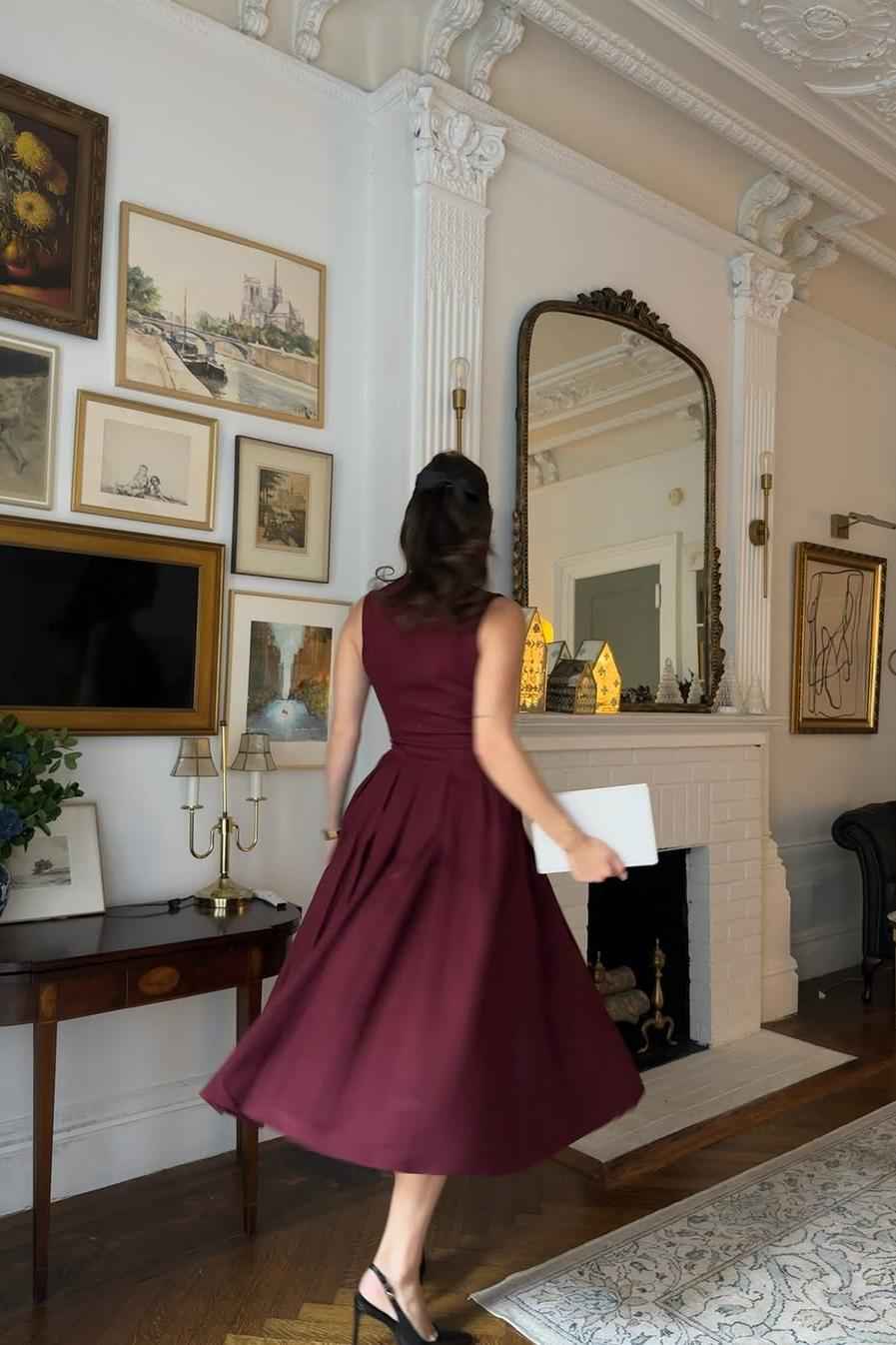 Straps V Neck Sleeveless Tea Length A Line Prom Dress With Pockets