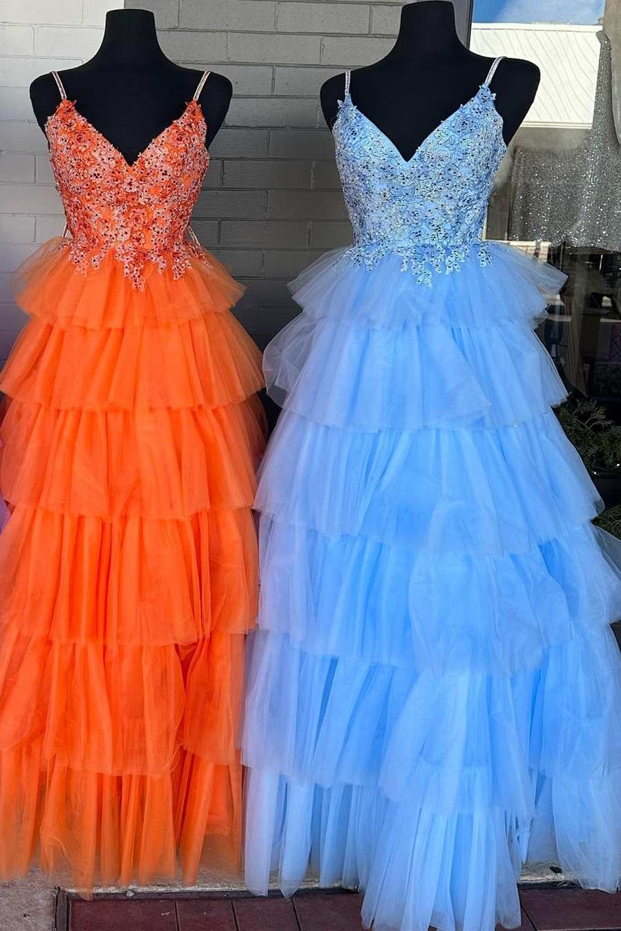 Floral Lace V-Neck Multi-Tiered A-Line Prom Dress BM bride