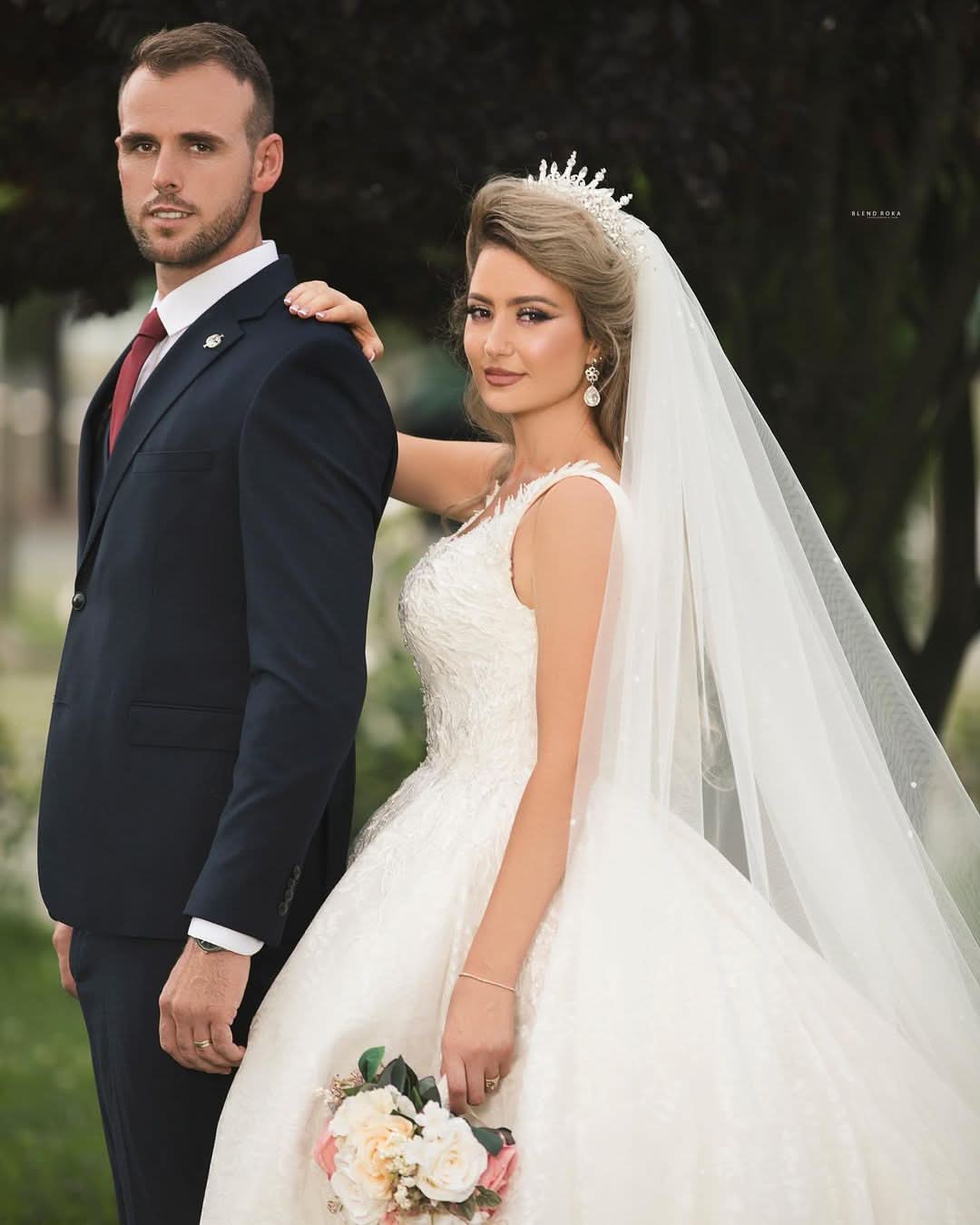Long Princess V-Neck Wedding Dress with Tulle Lace BM bride