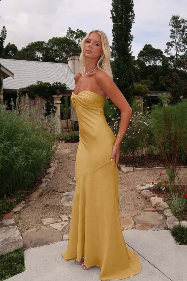 Charming Sleeveless Strapless Long Mermaid Prom Dress With Pleated BMBRIDE