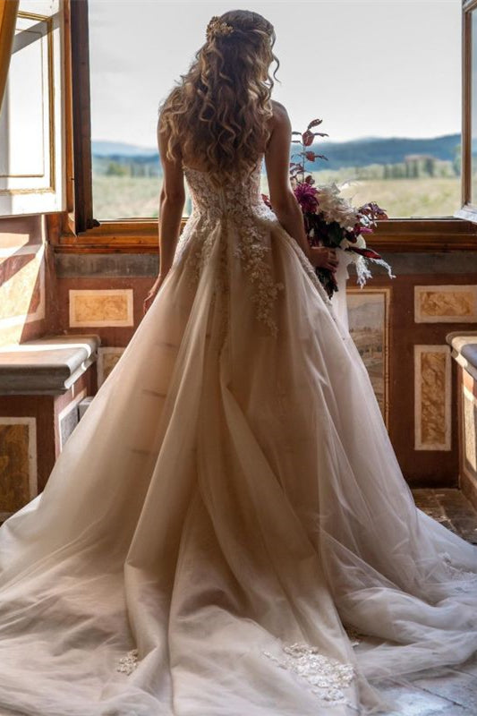 Glamorous Sweetheart Tulle Princess Wedding Dress with Lace Appliques BM bride