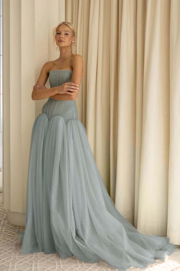 Charming Tulle Strapless Sleeveless Long Prom Dress With Pleated BMBRIDE