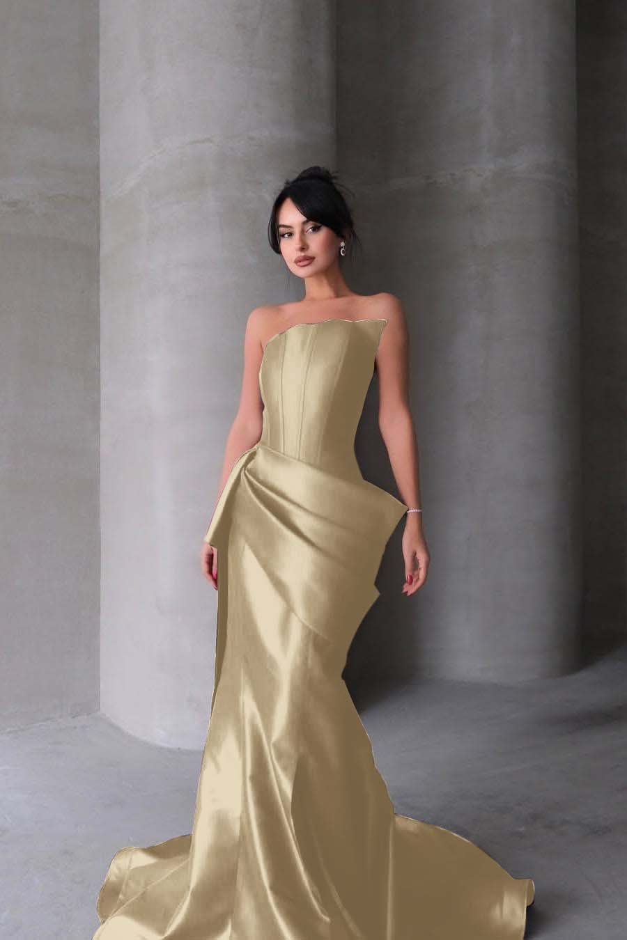 Chic Strapless Sleeveless Mermaid Long Prom Dress With Pleated BMBRIDE