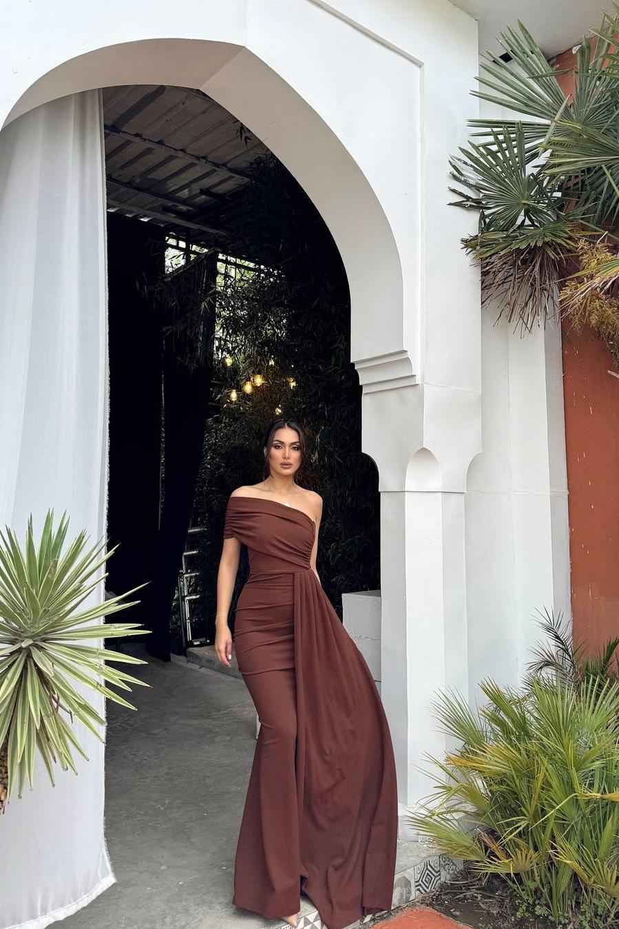 One Shoulder Sleeveless Strapless Pleated Mermaid Long Prom Dress With Ruffles
