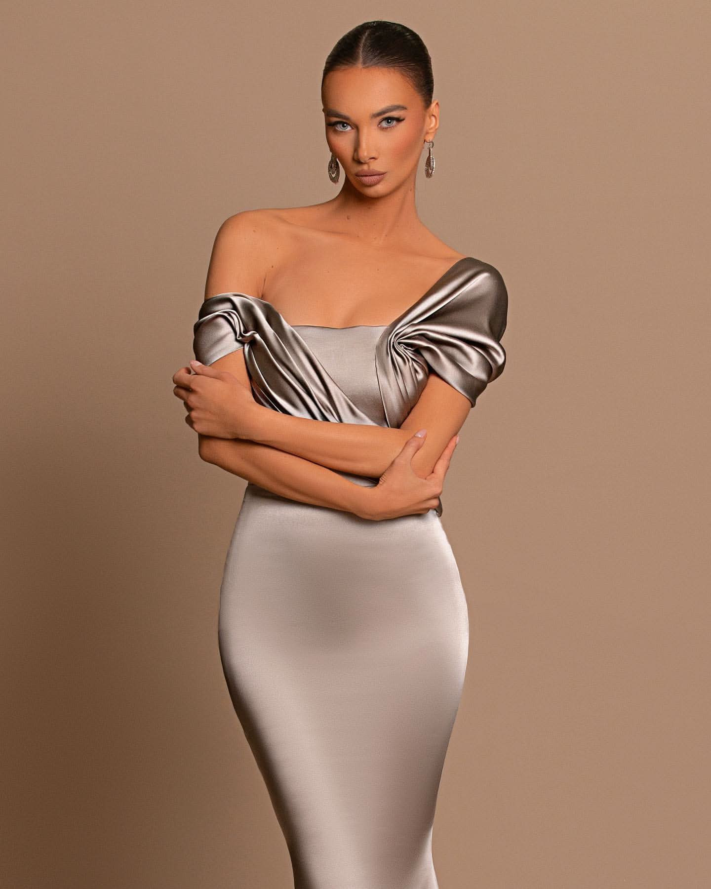 Grey Off-The-Shoulder Evening Dress Bateau Pleated Ball Gown BM bride