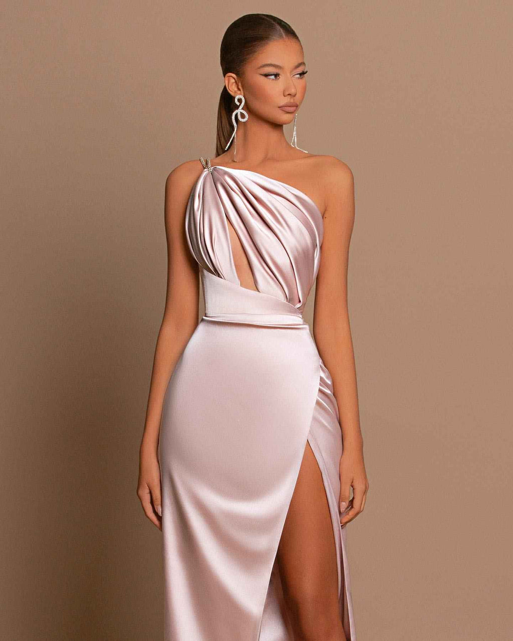 Chic Light Pink One Shoulder Sleeveless Mermaid Pleated Prom Dress with Split