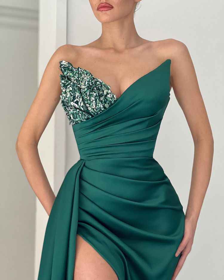 Classic Emerald Green V Neck Mermaid Prom Dress With Long Split
