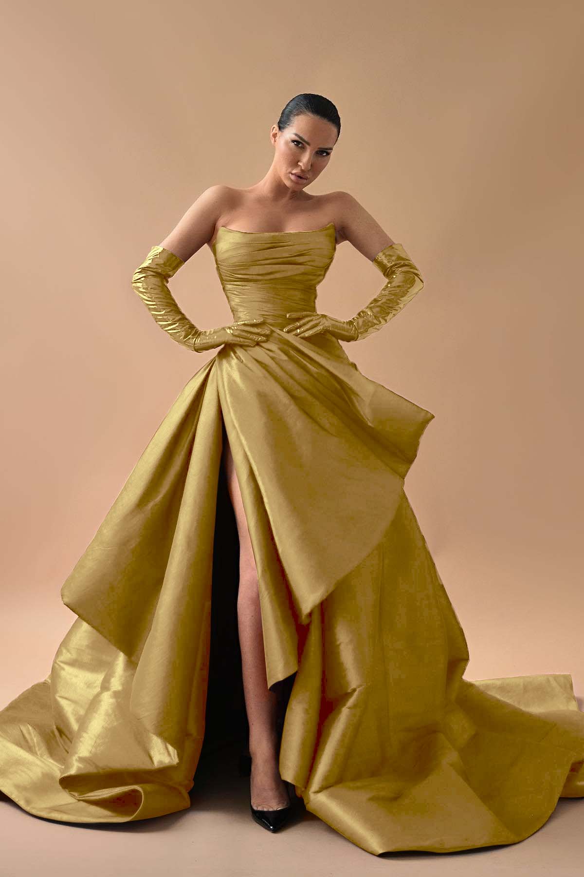Strapless Sleeveless Long Split Prom Dress With Gloves Pleated BMBRIDE