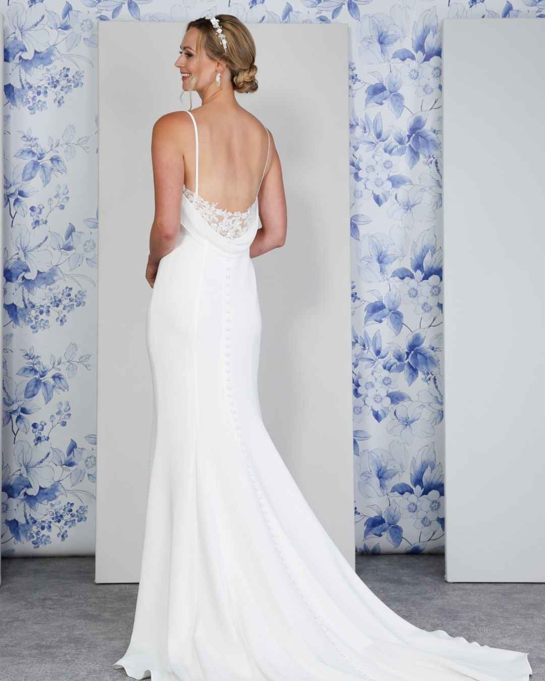 Lace Back Spaghetti Strap White Chiffon Sleeveless Mermaid Prom Dress