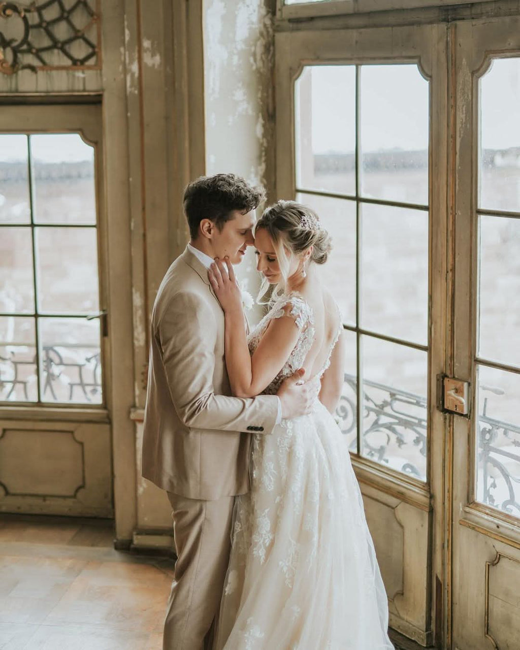 Boho Long A-line Tulle Wedding Dress With Lace Appliques BM bride