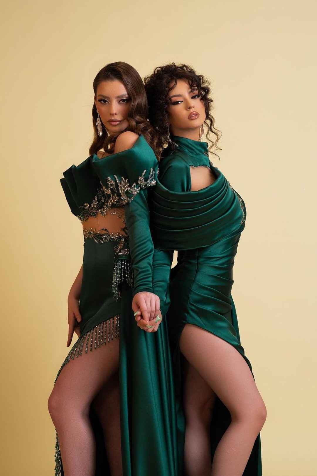 Dark Green Long Sleeves Prom Dress With Tassel High Slit Trail
