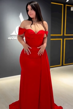Charming Red Off the Shoulder Sweetheart Strapless Sleeveless Long Prom Dress
