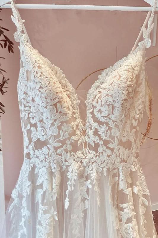 A-Line Sweetheart Wedding Dress With Appliques Lace Ruffles Tulle BM bride