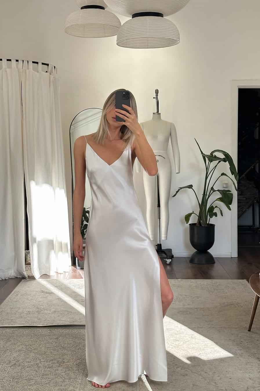 Spaghetti Strap Backless Sleeveless Long Split Prom Dress With Pleated