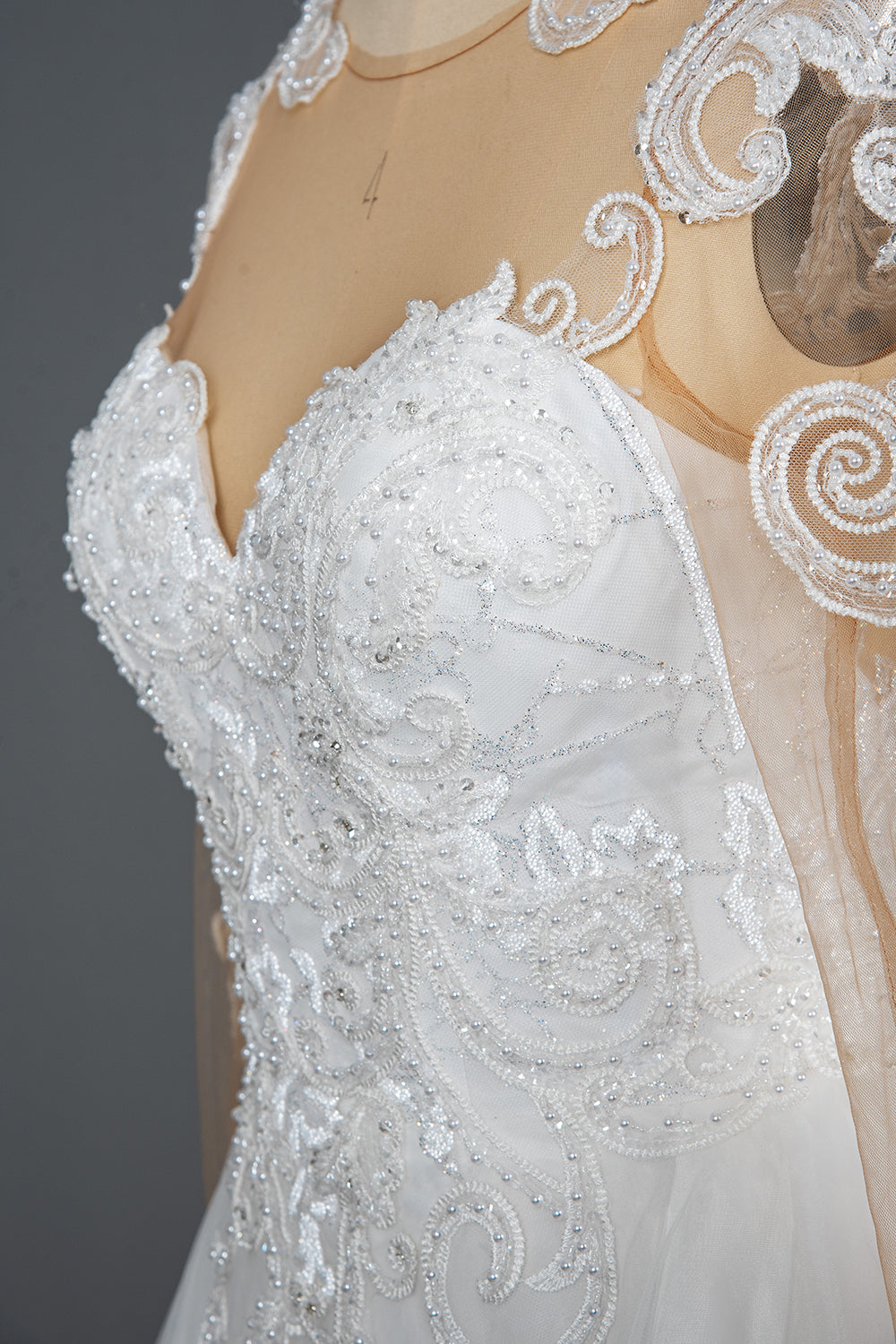 A-Line V-neck Hi-Lo Wedding Dress Open Back Ruffles Tulle With Appliques Lace BM bride