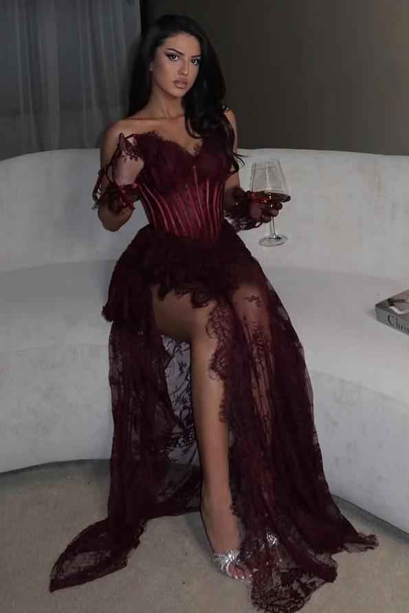 Strapless Sleeveless Long Mermaid Prom Dress With Split Lace