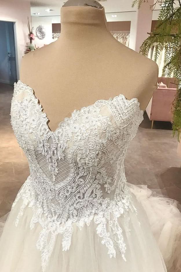 A-Line Sweetheart Backless Lace Floor-Length Wedding Dress with Tulle Appliques BM bride