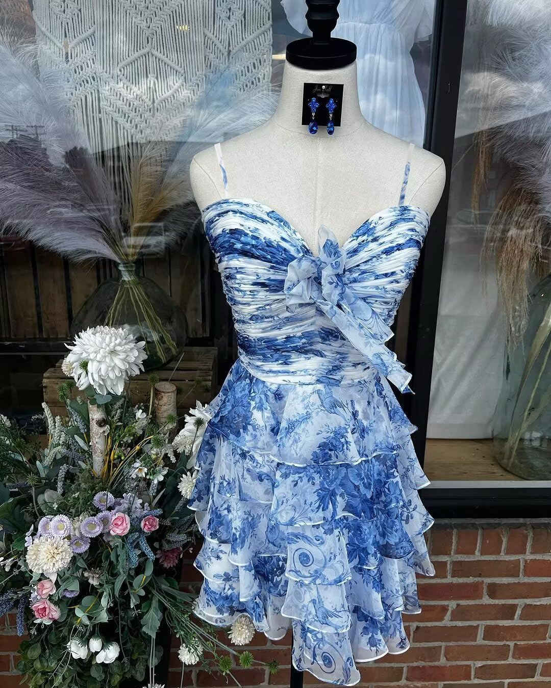Tiered Ruffles Short Homecoming Dresses with Bow Corset Floral Print Mini Cocktail Party Gown