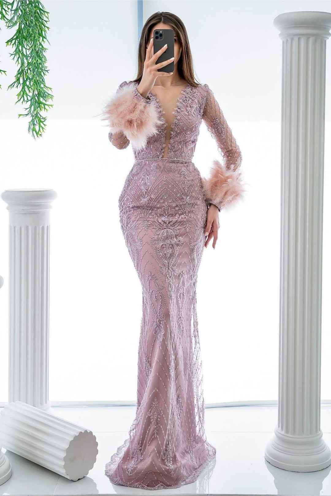 Prom Dress Pink Long Sleeves Beading V Neck Feather Mermaid