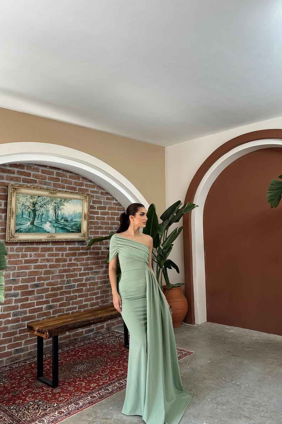 One Shoulder Sleeveless Strapless Pleated Mermaid Long Prom Dress With Ruffles