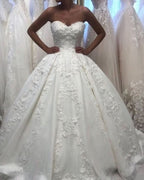 Long Ball Gown Sweetheart Wedding Dress with Floral Lace Appliques BM bride