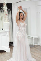 Deep V-neck A-Line Wedding Dress Floor-length With Backless Design Lace Appliques Tulle BM bride