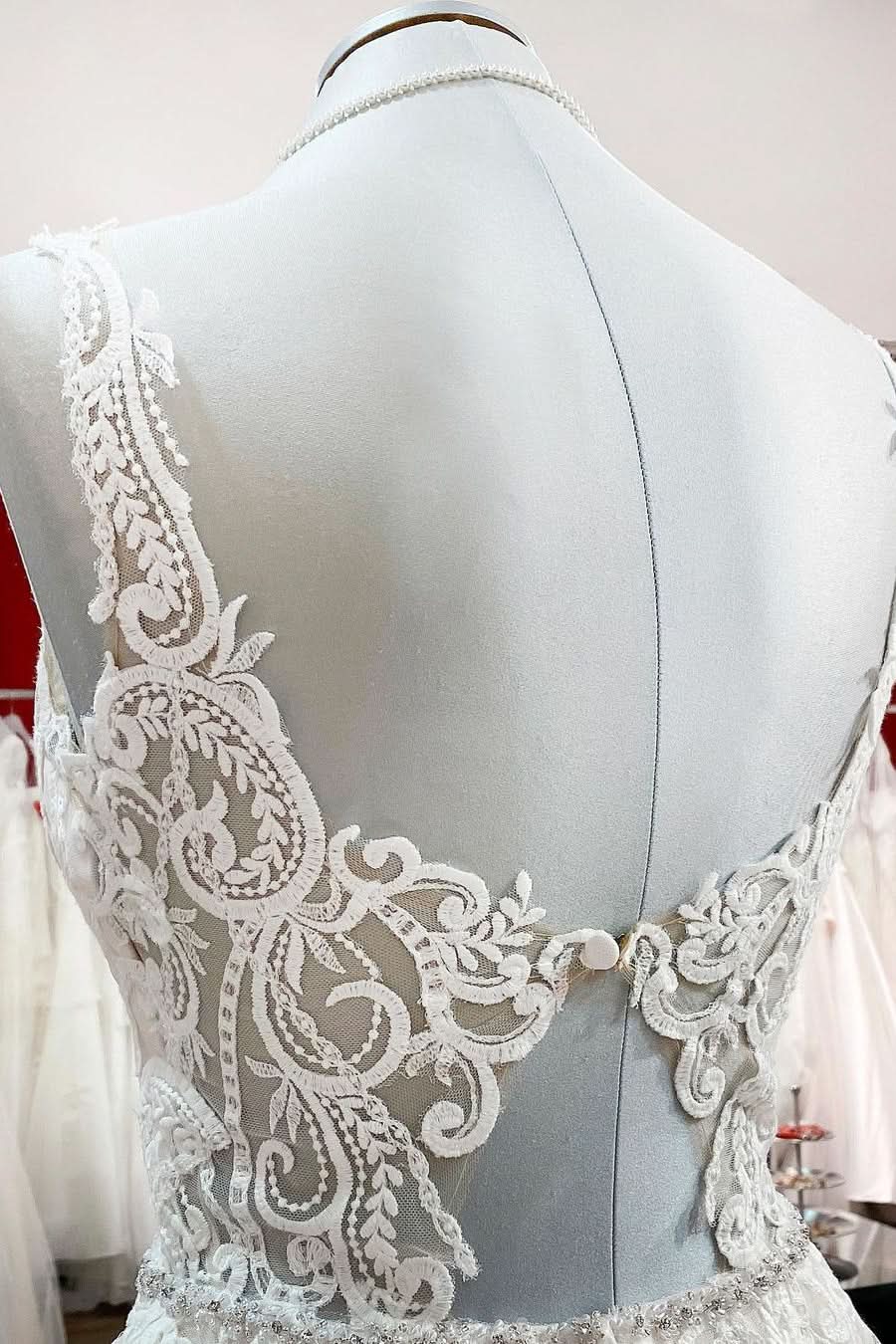Elegant Sweetheart Long A-Line Tulle Wedding Dress with Ruffles BM bride