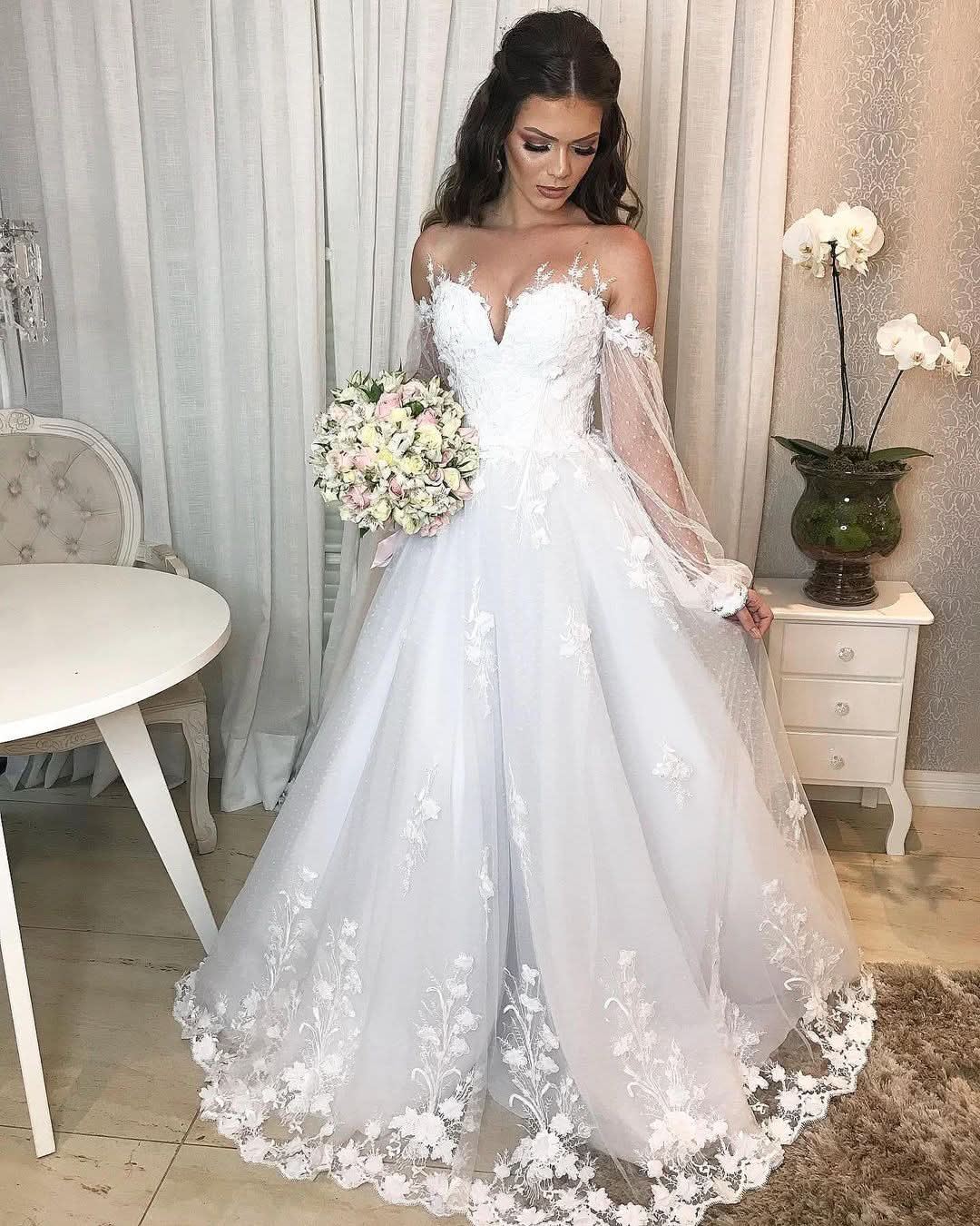 Elegant Long Princess Off-the-Shoulder Wedding Dress with Bubble Sleeves and Tulle BM bride