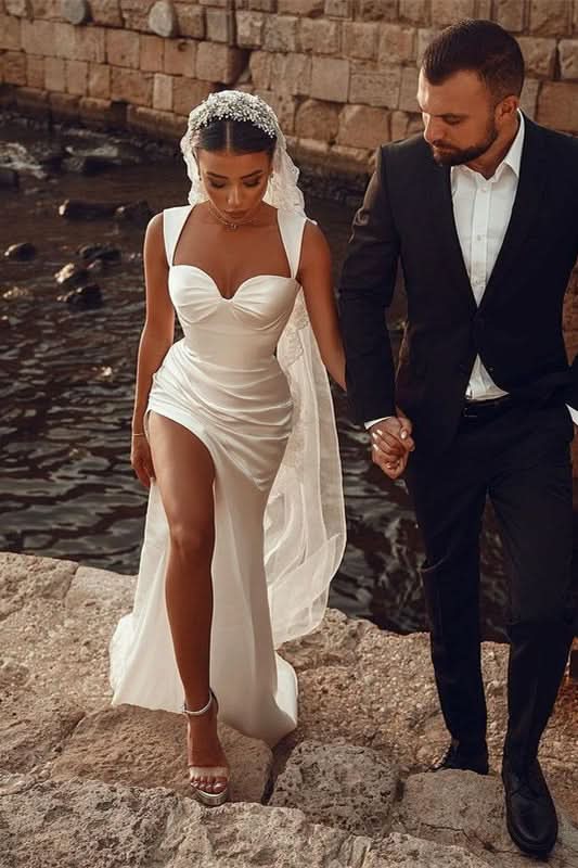 White Sweetheart Mermaid Wedding Dress with Split BM bride