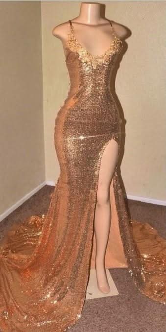 Sequins Mermaid V-Neck Prom Dress BM bride