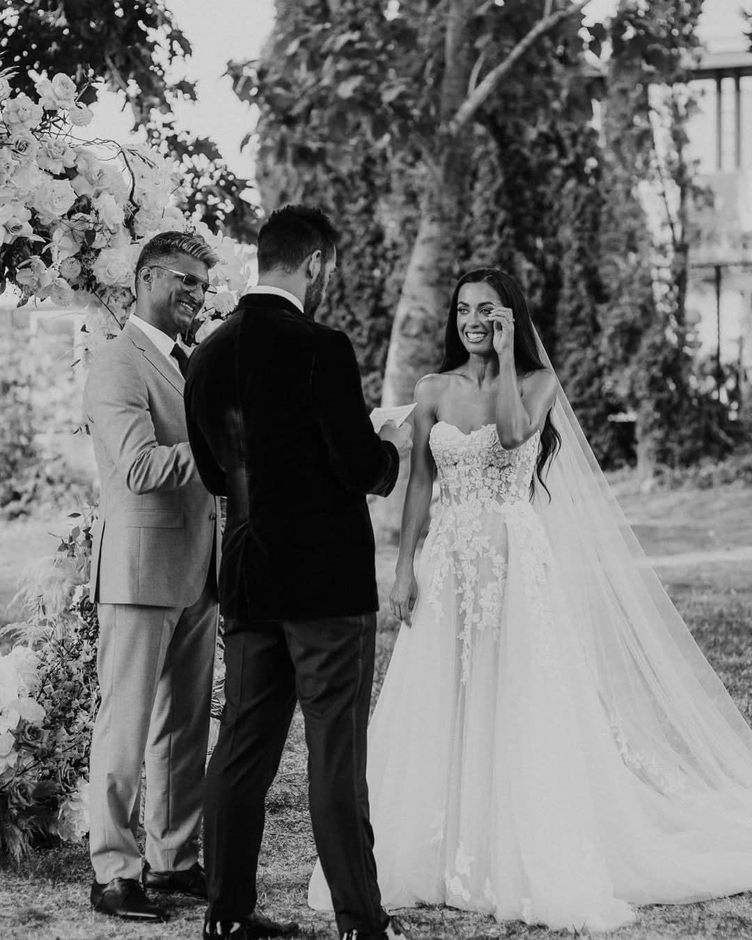 Romantic Backless A-Line Floor-Length Wedding Dress with Sweetheart Lace BM bride