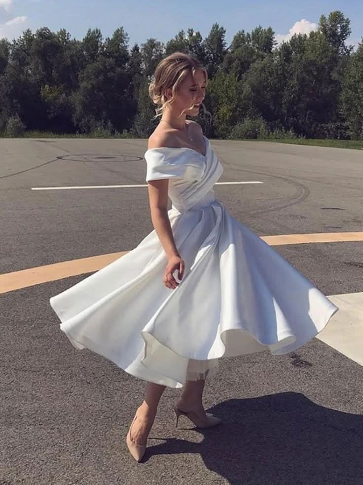 Sweetheart Backless Princess Wedding Dress Floor-length With Appliques Lace Tulle BM bride