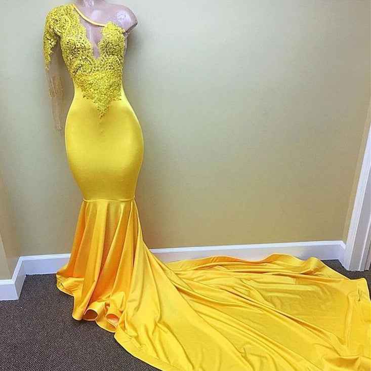 Chic Yellow Long Sleeve Mermaid Long Prom Dress One Shoulder With Appliques