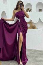 Black Sleeveless One Shoulder Long Split Pleated Prom Dress With Rhinestone