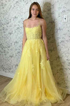 Amazing Yellow Spaghetti Strap Long Elegant Prom Dress With Lace Appliques