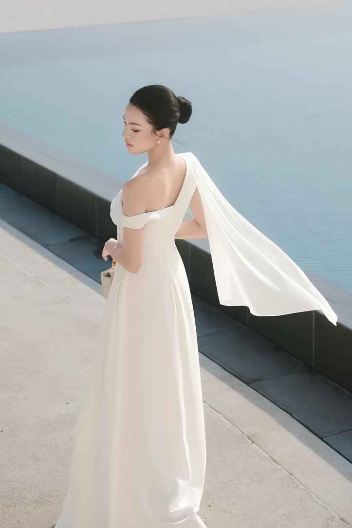 Charming One Shoulder Sleeveless Long Prom Dress With Pleated