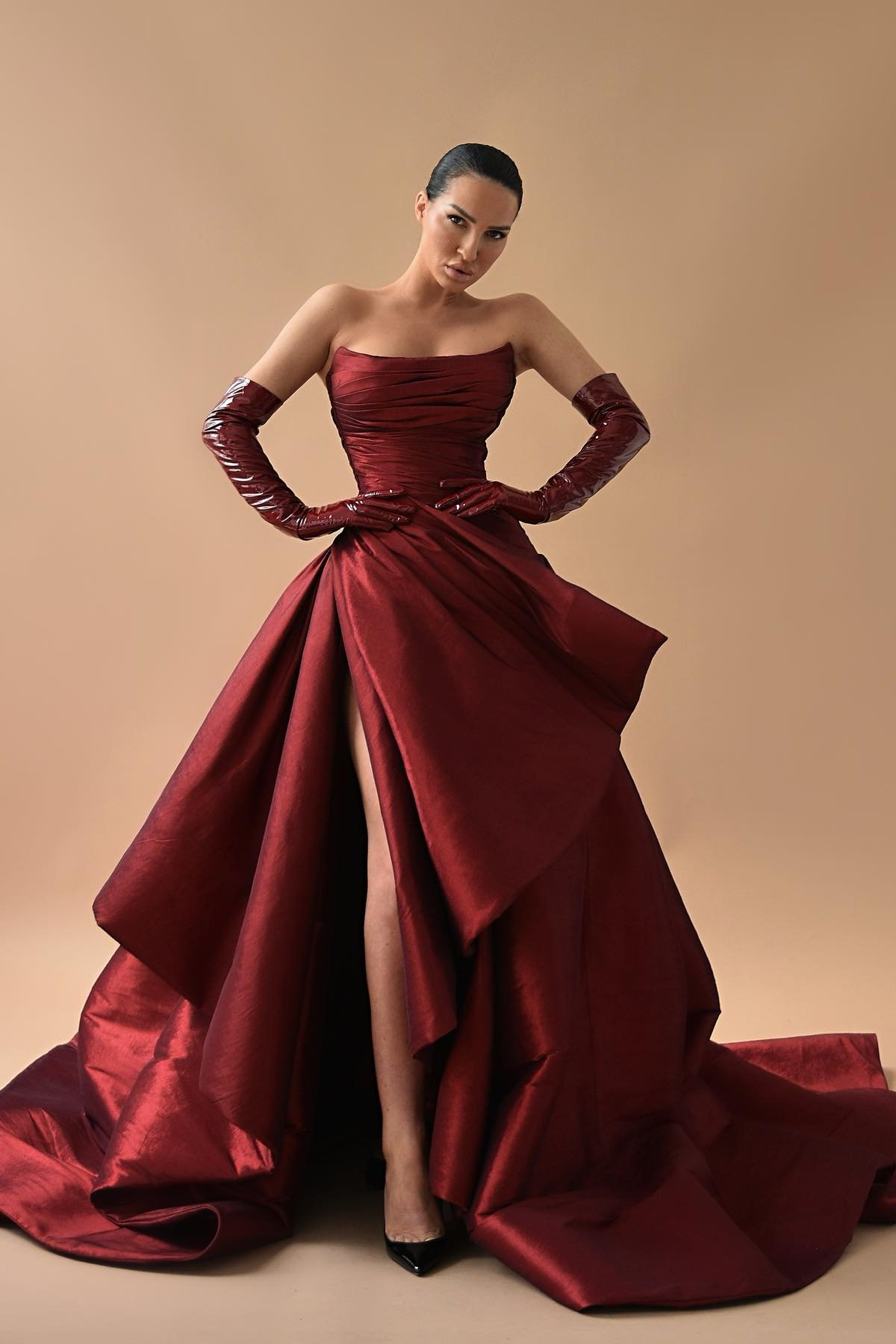 Strapless Sleeveless Long Split Prom Dress With Gloves Pleated BMBRIDE