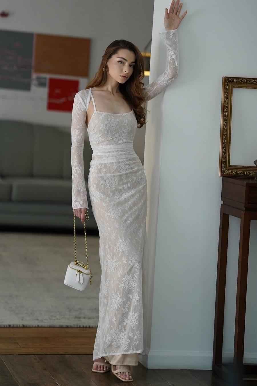 Spaghetti Strap Long Mermaid Prom Dress With Lace Appliques Pleated