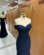Off the Shoulder Strapless Long Mermaid Prom Dress Black Sleeveless
