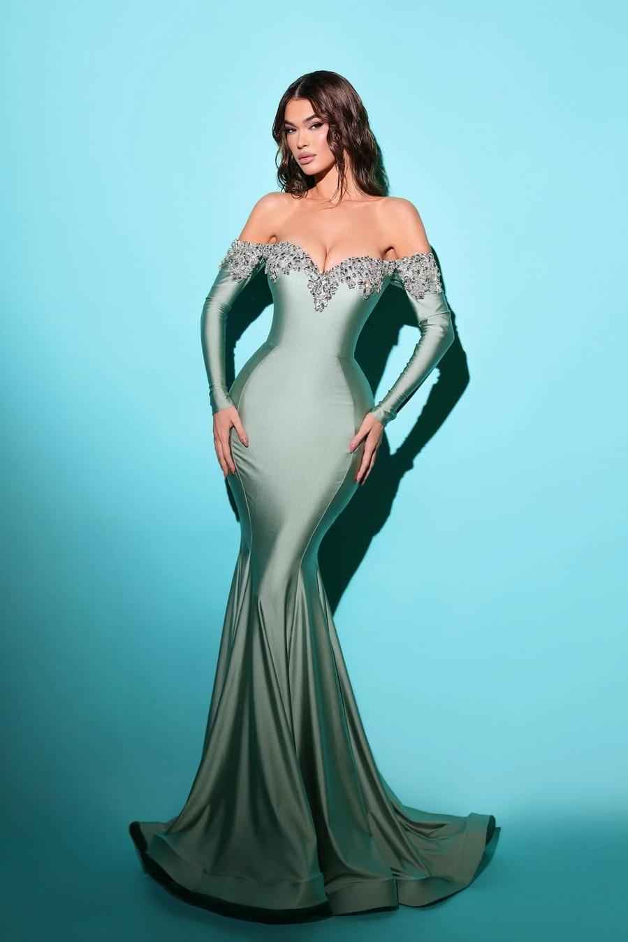 Off the Shoulder Sweetheart Long Sleeves Long Prom Dress With Beading