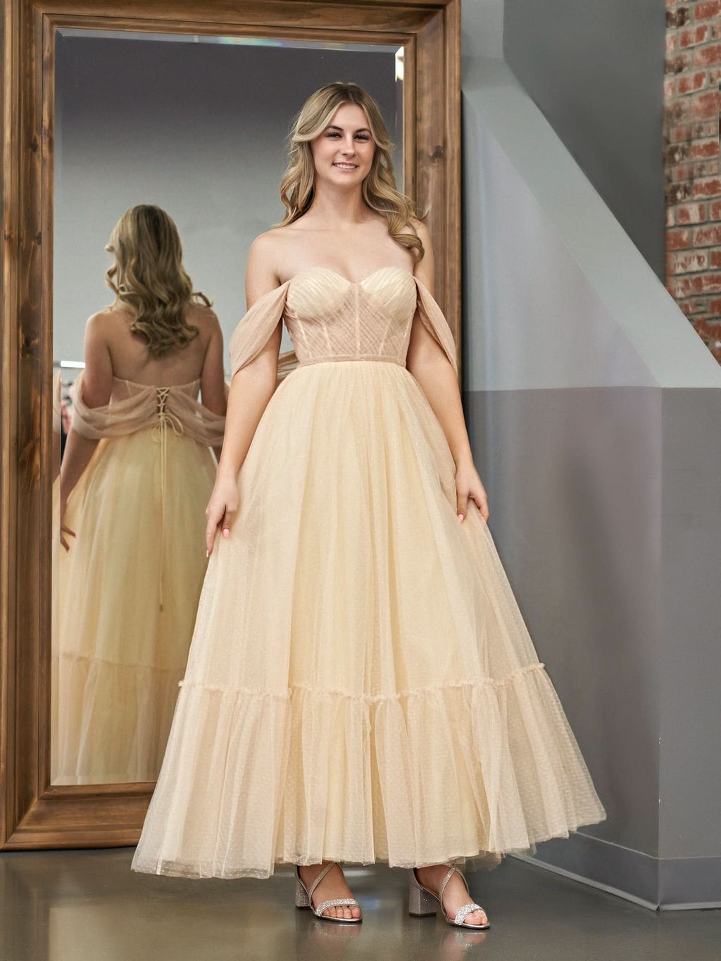 Exquisite A-Line Champagne Tulle Sweetheart Tea-Length Prom Dress BM bride