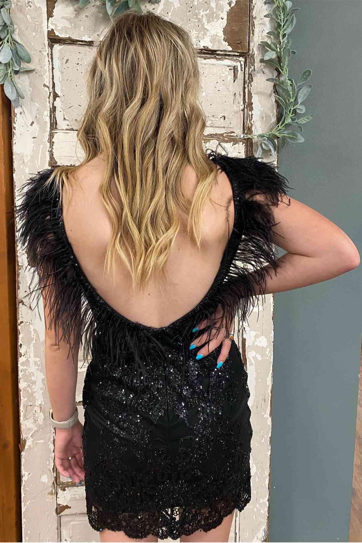 Tina |Sheath V-Neck Feathered Sequins Homecoming Dress BM bride